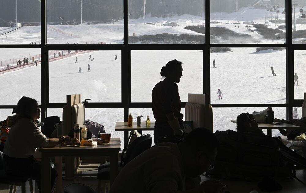 雪运动成就新疆文旅新名片开元ky棋牌新华全媒+冰