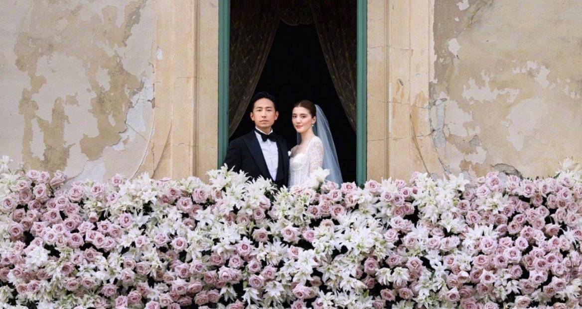 富态大长腿吸睛施伯雄秃头被嘲老嫂子开元棋牌试玩吴千语夫妻现身上海面相(图9) 富态大长腿吸睛施伯雄秃头被嘲老嫂子开元棋牌试玩吴千语夫妻现身上海面相(图9)